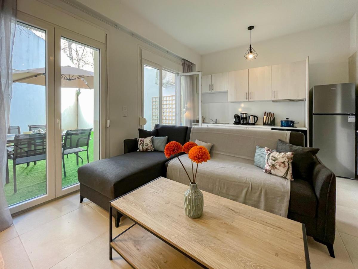 Soho Modern 55Sqm Studio With Secret Garden Apartment เอเธนส์ ภายนอก รูปภาพ